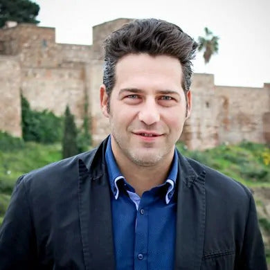 <em>Rubén F.</em>